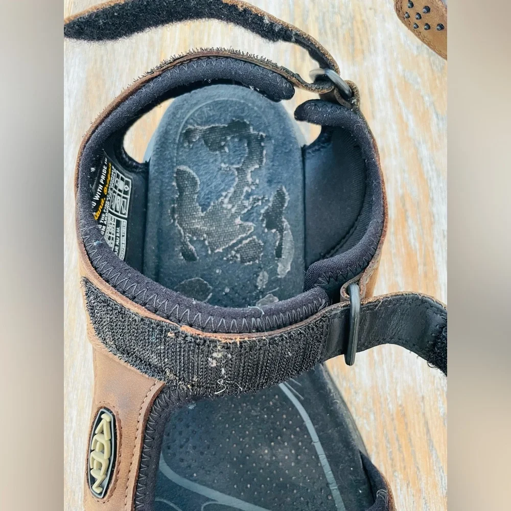 SOLD Keen Men’s Rialto II 3 Point Leather Hiking Sandals❤️🥾 - Picture 9 of 14